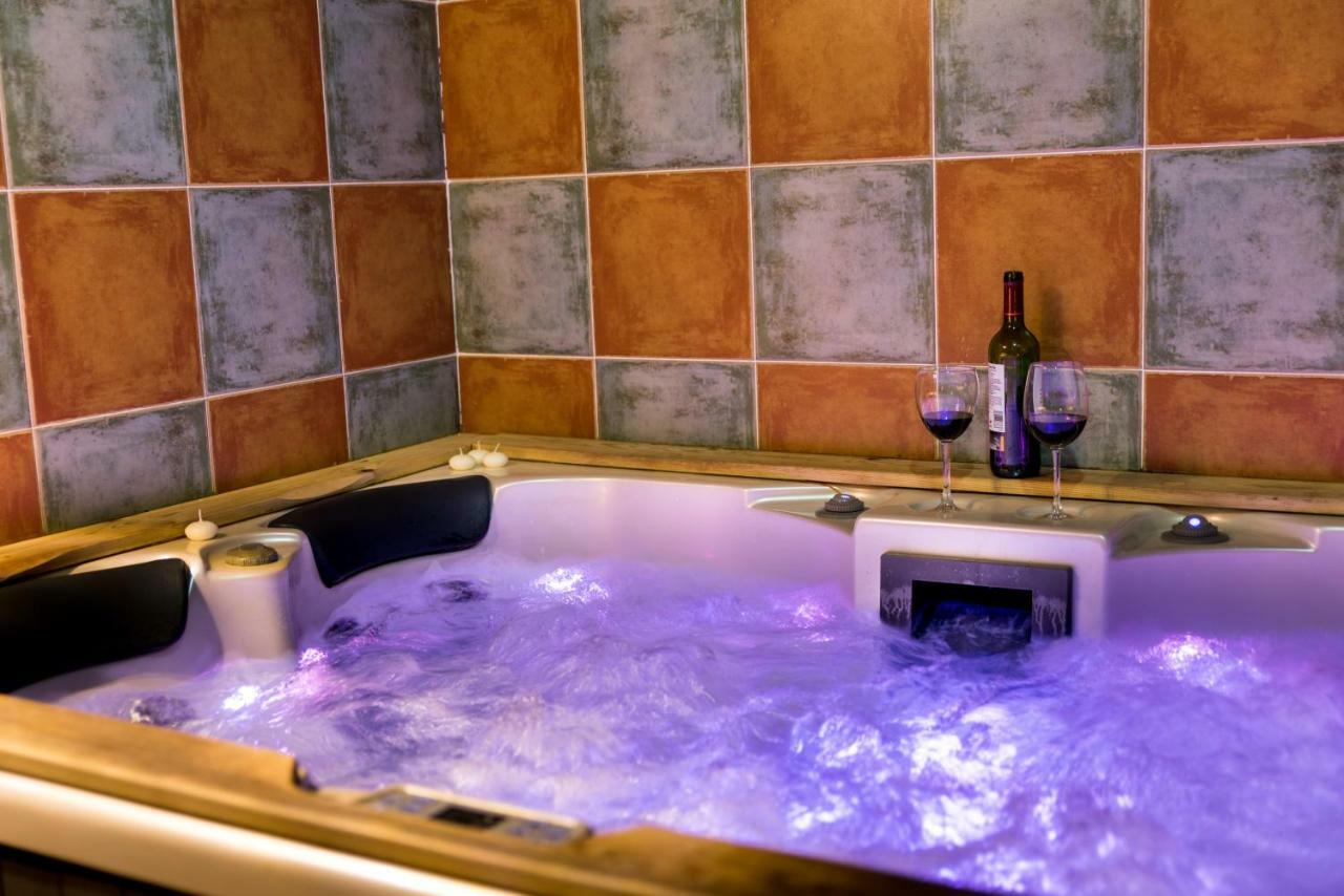 Jabata Spa Cabezas Altas المظهر الخارجي الصورة