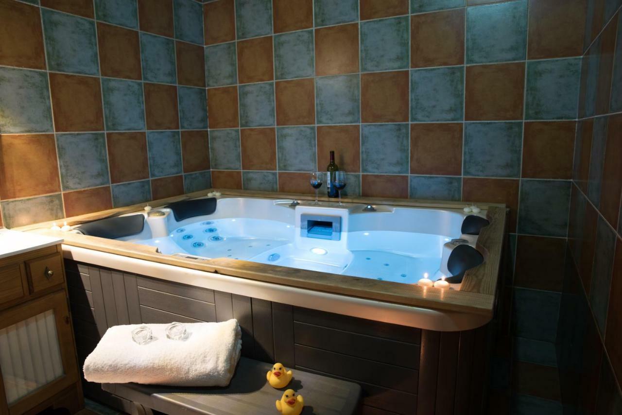 Jabata Spa Cabezas Altas المظهر الخارجي الصورة